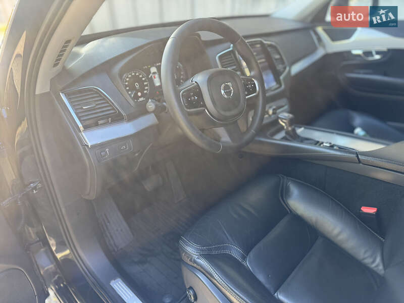 Внедорожник / Кроссовер Volvo XC90 2015 в Киеве