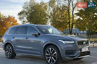 Внедорожник / Кроссовер Volvo XC90 2022 в 
