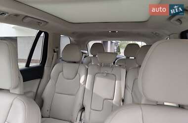 Позашляховик / Кросовер Volvo XC90 2015 в  фото 11 Позашляховик / Кросовер Volvo XC90 2015 в
