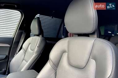 Позашляховик / Кросовер Volvo XC90 2020 в  фото 27 Позашляховик / Кросовер Volvo XC90 2020 в