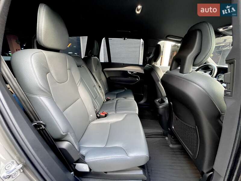 Внедорожник / Кроссовер Volvo XC90 2020 в Киеве