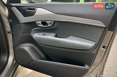 Позашляховик / Кросовер Volvo XC90 2020 в  фото 51 Позашляховик / Кросовер Volvo XC90 2020 в