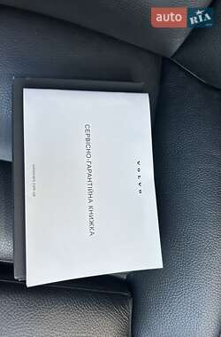 Внедорожник / Кроссовер Volvo XC90 2022 в 