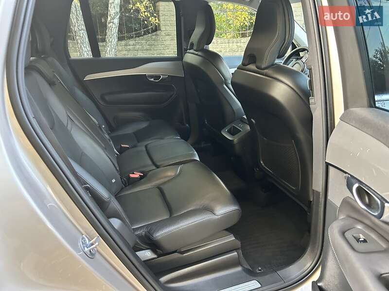 Позашляховик / Кросовер Volvo XC90 2022 в Києві фото 16 Позашляховик / Кросовер Volvo XC90 2022 в Києві