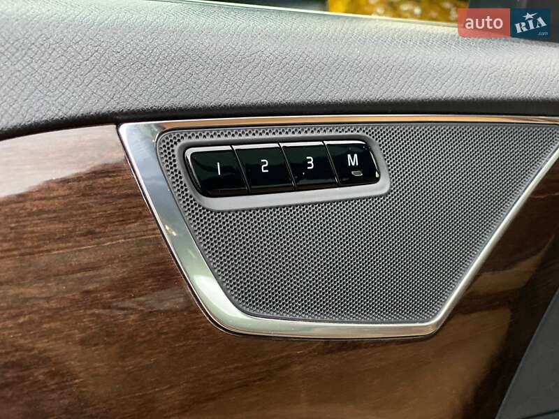 Внедорожник / Кроссовер Volvo XC90 2015 в Киеве