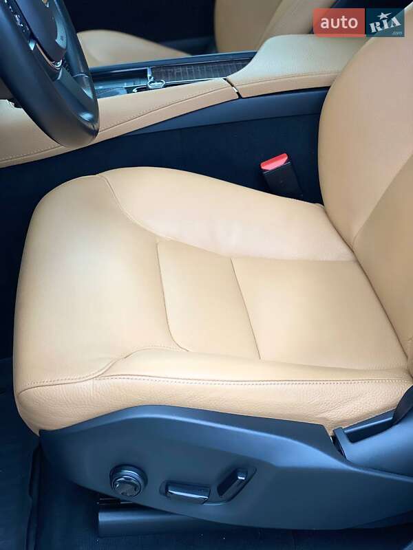 Внедорожник / Кроссовер Volvo XC90 2015 в Киеве