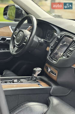 Внедорожник / Кроссовер Volvo XC90 2015 в 