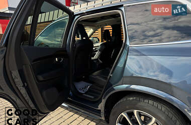 Внедорожник / Кроссовер Volvo XC90 2017 в 
