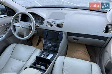 Позашляховик / Кросовер Volvo XC90 2004 в 