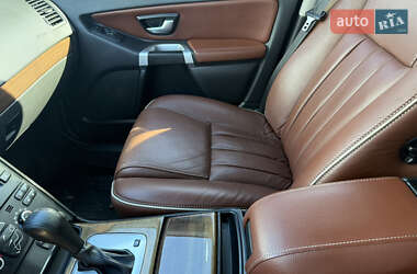 Внедорожник / Кроссовер Volvo XC90 2011 в 