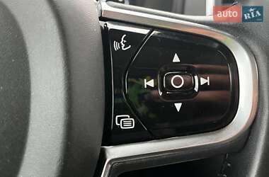 Внедорожник / Кроссовер Volvo XC90 2016 в 