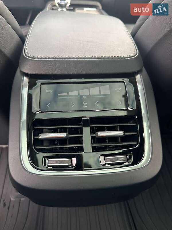 Позашляховик / Кросовер Volvo XC90 2021 в Києві фото 22 Позашляховик / Кросовер Volvo XC90 2021 в Києві