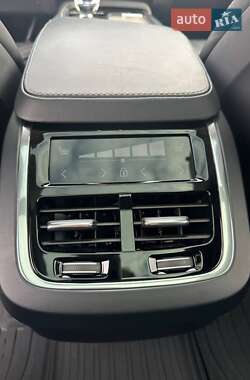 Внедорожник / Кроссовер Volvo XC90 2021 в 