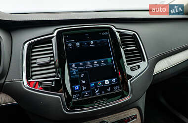 Позашляховик / Кросовер Volvo XC90 2021 в  фото 17 Позашляховик / Кросовер Volvo XC90 2021 в