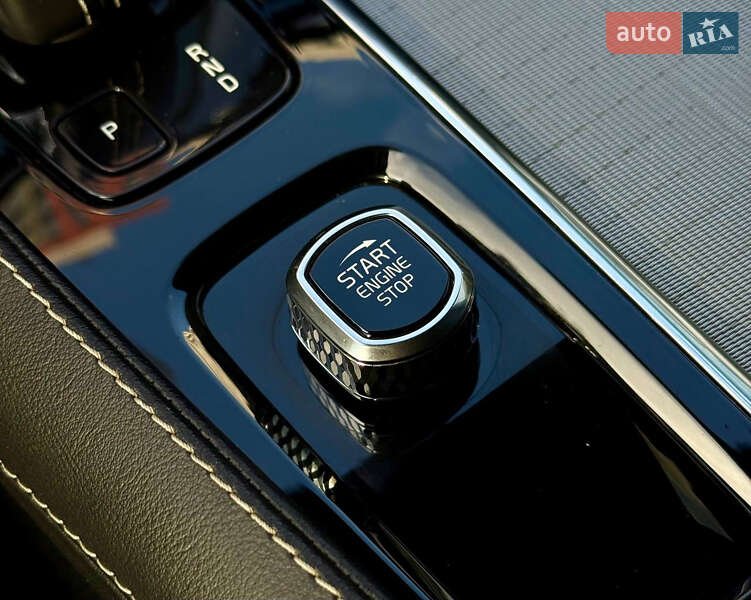 Внедорожник / Кроссовер Volvo XC90 2021 в Киеве фото 25 Внедорожник / Кроссовер Volvo XC90 2021 в Киеве
