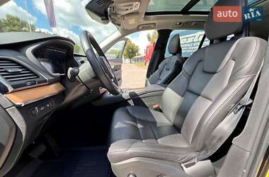 Позашляховик / Кросовер Volvo XC90 2021 в  фото 19 Позашляховик / Кросовер Volvo XC90 2021 в