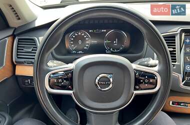 Позашляховик / Кросовер Volvo XC90 2021 в  фото 22 Позашляховик / Кросовер Volvo XC90 2021 в