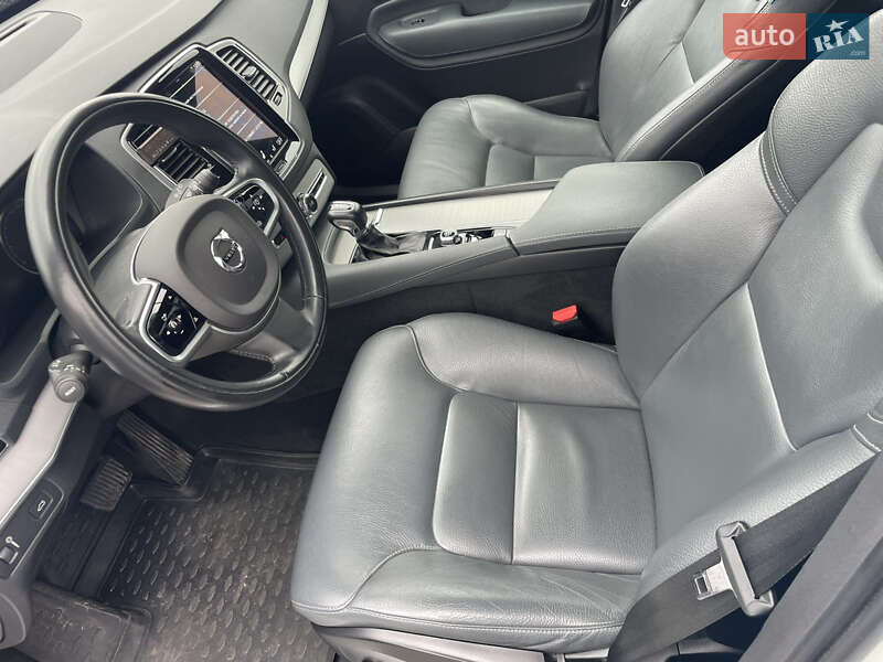 Внедорожник / Кроссовер Volvo XC90 2019 в Киеве фото 15 Внедорожник / Кроссовер Volvo XC90 2019 в Киеве