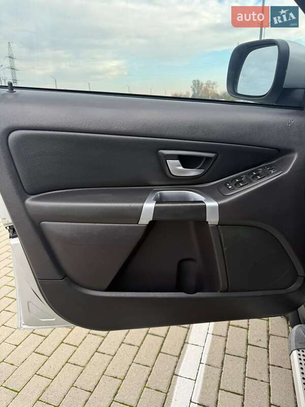 Внедорожник / Кроссовер Volvo XC90 2008 в Нововолынске фото 15 Внедорожник / Кроссовер Volvo XC90 2008 в Нововолынске