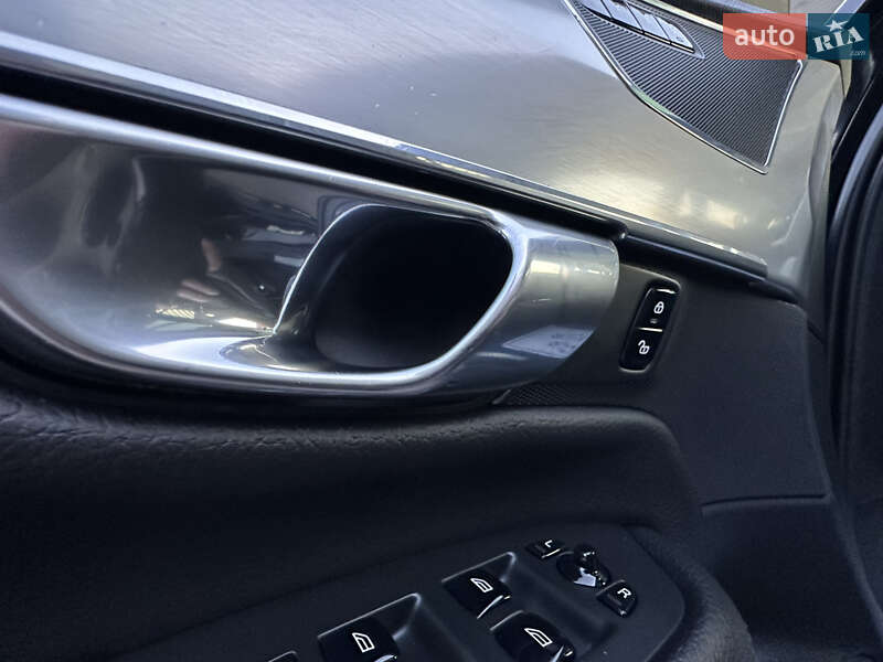 Внедорожник / Кроссовер Volvo XC90 2016 в Дрогобыче фото 97 Внедорожник / Кроссовер Volvo XC90 2016 в Дрогобыче