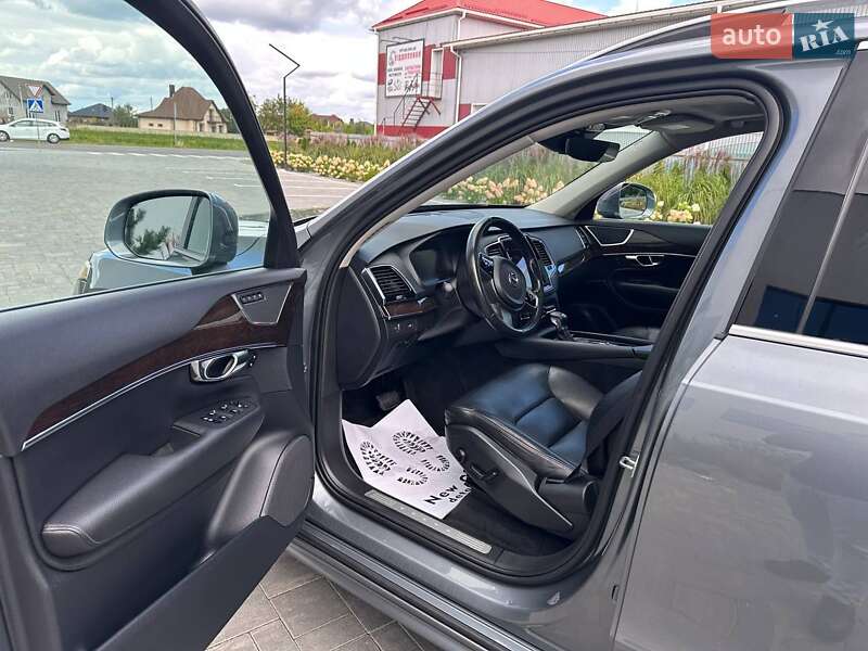 Позашляховик / Кросовер Volvo XC90 2016 в Луцьку