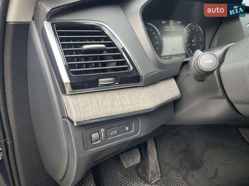 Внедорожник / Кроссовер Volvo XC90 2021 в Киеве фото 19 Внедорожник / Кроссовер Volvo XC90 2021 в Киеве