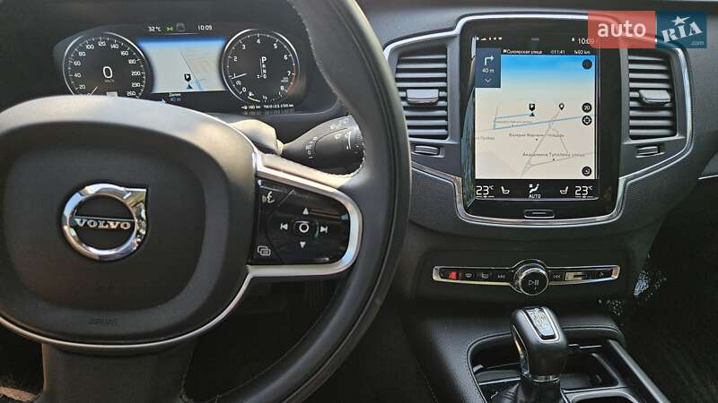 Внедорожник / Кроссовер Volvo XC90 2020 в Киеве