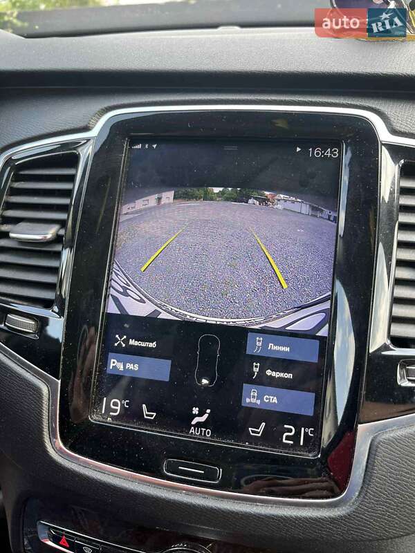 Внедорожник / Кроссовер Volvo XC90 2018 в Киеве