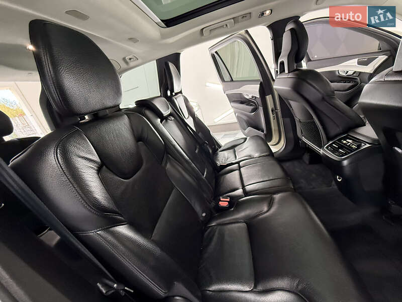 Внедорожник / Кроссовер Volvo XC90 2015 в Трускавце фото 37 Внедорожник / Кроссовер Volvo XC90 2015 в Трускавце