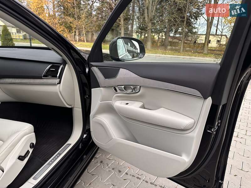 Позашляховик / Кросовер Volvo XC90 2024 в Самборі