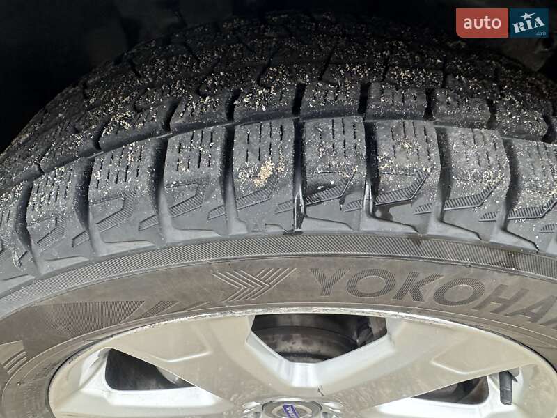 Внедорожник / Кроссовер Volvo XC90 2014 в Дубровице