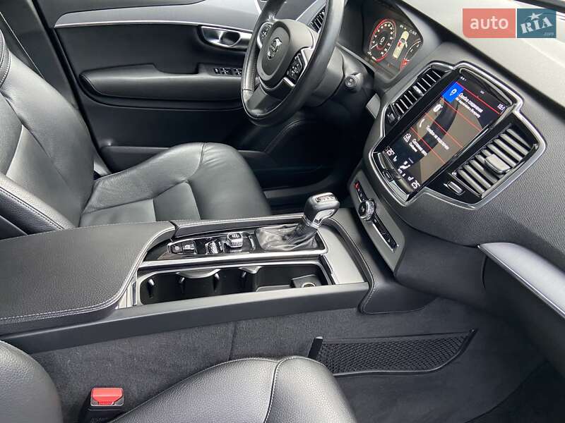 Позашляховик / Кросовер Volvo XC90 2019 в Києві