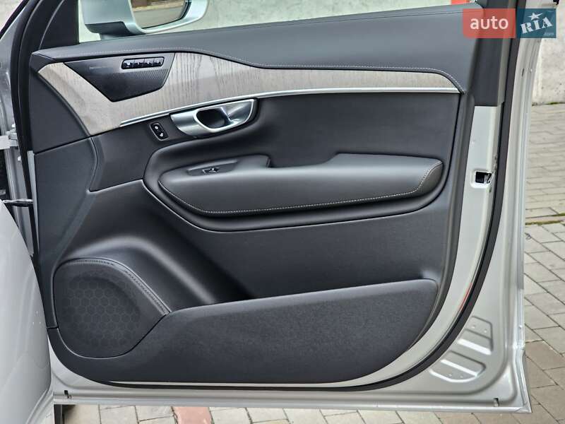 Позашляховик / Кросовер Volvo XC90 2020 в Львові фото 77 Позашляховик / Кросовер Volvo XC90 2020 в Львові