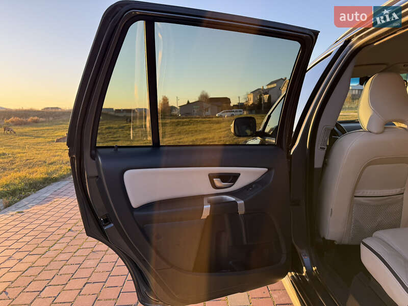 Внедорожник / Кроссовер Volvo XC90 2010 в Тернополе фото 36 Внедорожник / Кроссовер Volvo XC90 2010 в Тернополе