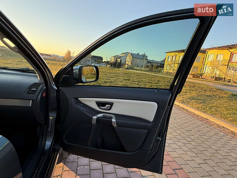 Внедорожник / Кроссовер Volvo XC90 2010 в Тернополе фото 58 Внедорожник / Кроссовер Volvo XC90 2010 в Тернополе