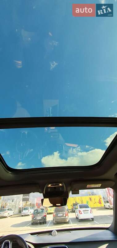 Позашляховик / Кросовер Volvo XC90 2017 в Мукачевому