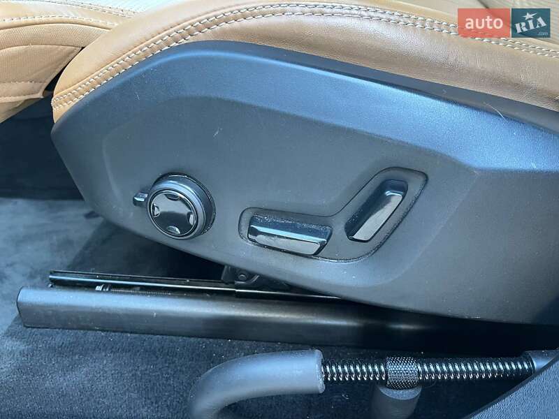 Внедорожник / Кроссовер Volvo XC90 2015 в Киеве фото 18 Внедорожник / Кроссовер Volvo XC90 2015 в Киеве