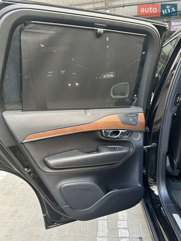 Внедорожник / Кроссовер Volvo XC90 2016 в Киеве