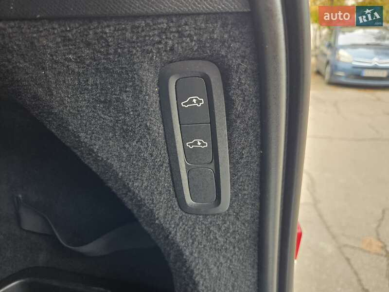 Внедорожник / Кроссовер Volvo XC90 2020 в Киеве