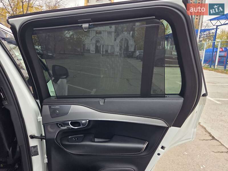 Внедорожник / Кроссовер Volvo XC90 2020 в Киеве
