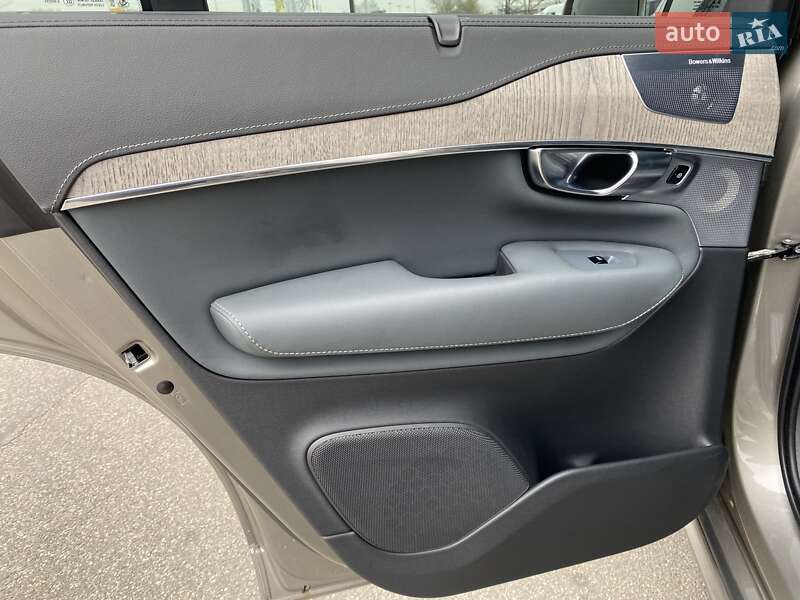 Внедорожник / Кроссовер Volvo XC90 2020 в Киеве