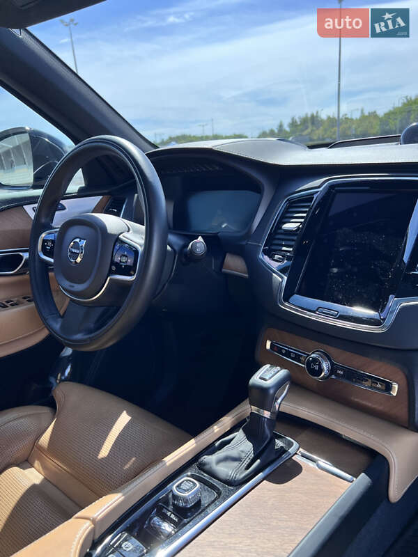Внедорожник / Кроссовер Volvo XC90 2019 в Львове фото 13 Внедорожник / Кроссовер Volvo XC90 2019 в Львове