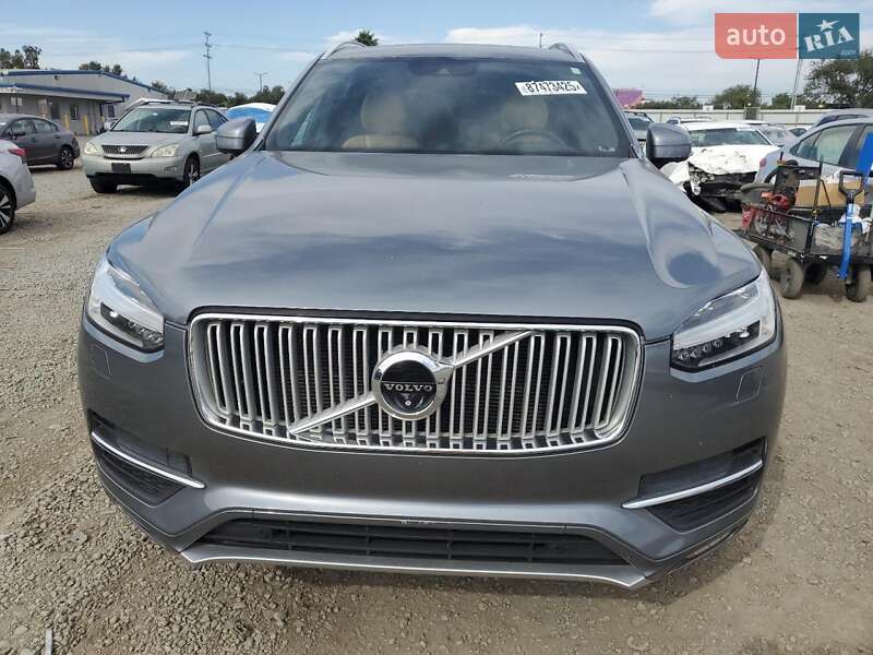 Внедорожник / Кроссовер Volvo XC90 2017 в Киеве