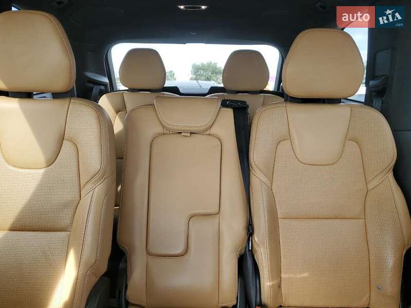 Внедорожник / Кроссовер Volvo XC90 2017 в Киеве