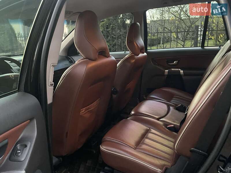 Внедорожник / Кроссовер Volvo XC90 2012 в Радивилове