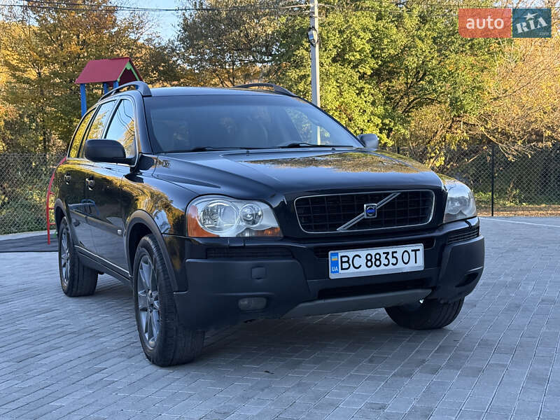 Volvo XC90 2004