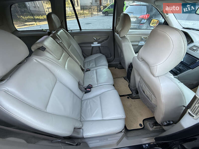 Внедорожник / Кроссовер Volvo XC90 2004 в Кременце