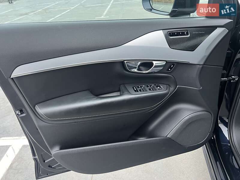 Позашляховик / Кросовер Volvo XC90 2018 в Києві