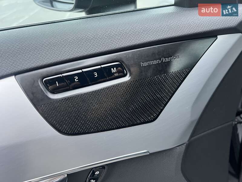 Позашляховик / Кросовер Volvo XC90 2018 в Києві