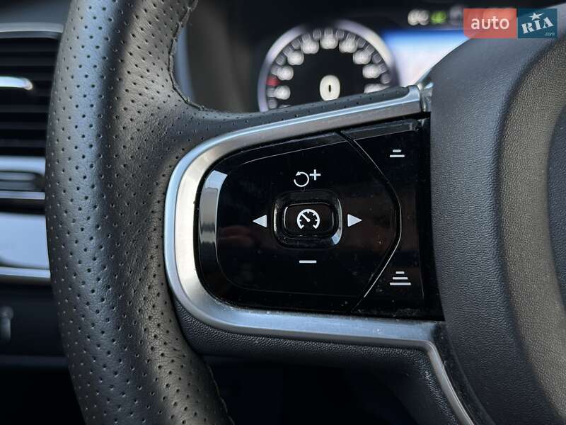 Внедорожник / Кроссовер Volvo XC90 2018 в Мукачево фото 52 Внедорожник / Кроссовер Volvo XC90 2018 в Мукачево